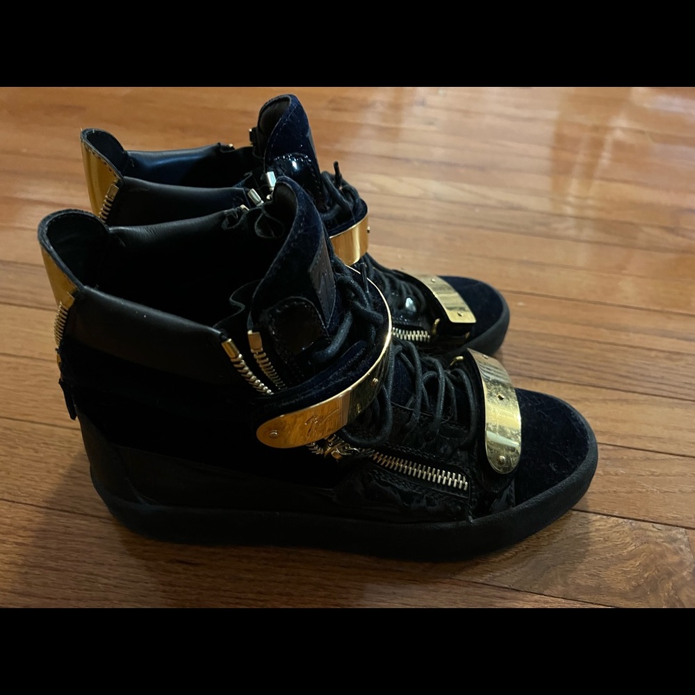Giuseppe Zanotti
